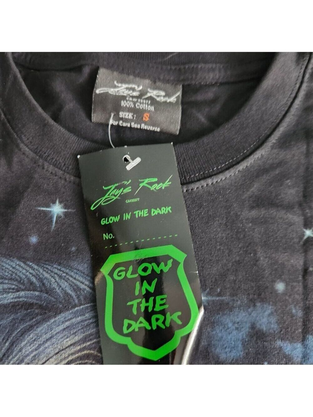 Jay's Rock T-shirt Size Small Unisex Glow in the Dark Wolf Motif Large Graphic - Picture 3 of 6